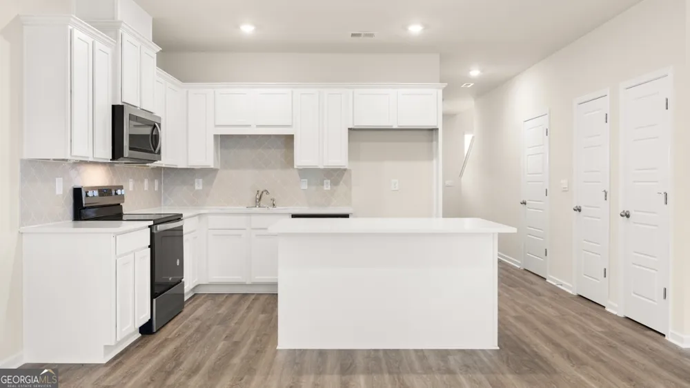 214 Kenmore CIR Perry, GA 31069