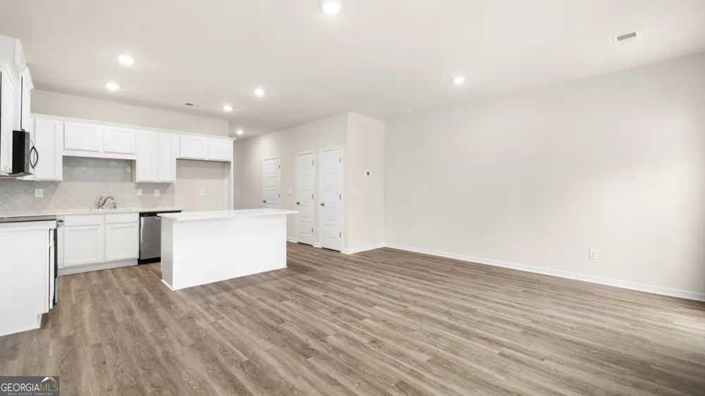 214 Kenmore CIR Perry, GA 31069