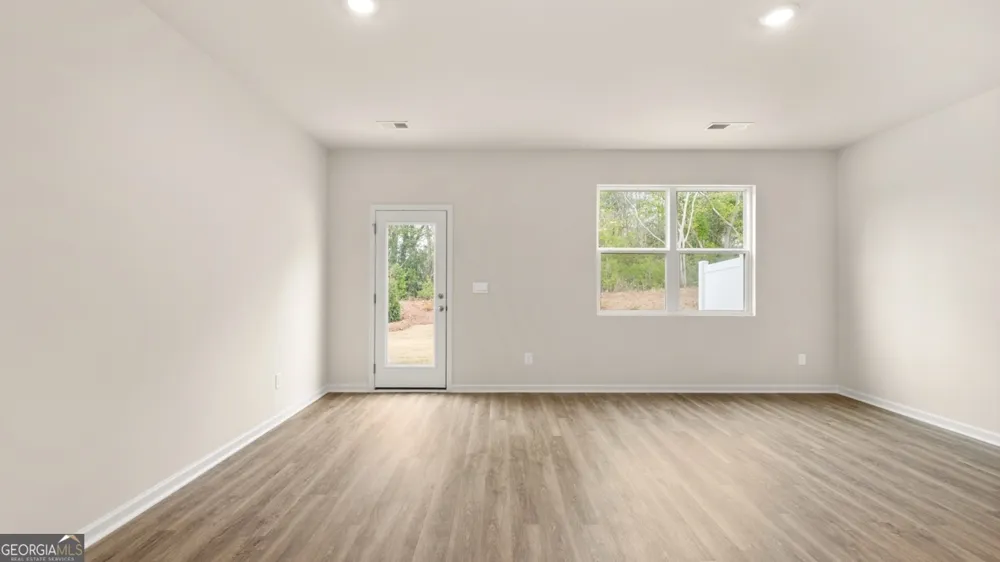 208 Kenmore CIR Perry, GA 31069