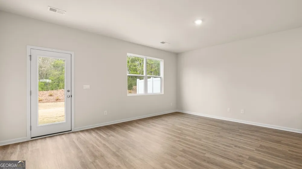 208 Kenmore CIR Perry, GA 31069