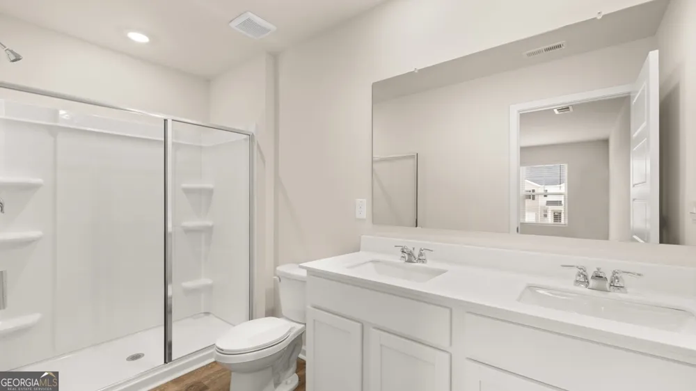 208 Kenmore CIR Perry, GA 31069
