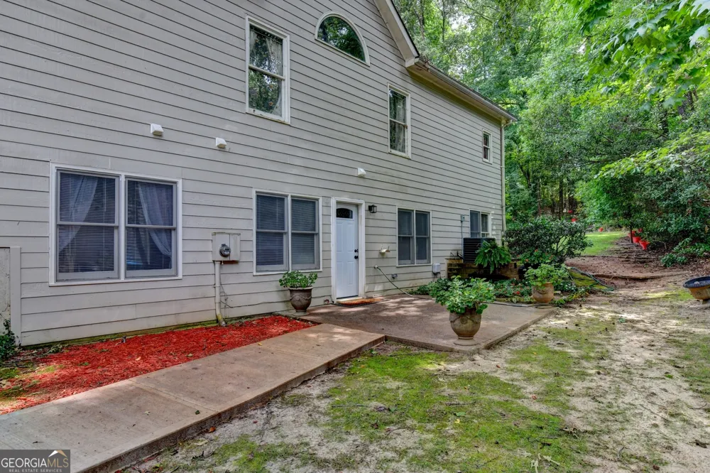 3260 Wood Springs TRCE Lilburn, GA 30047