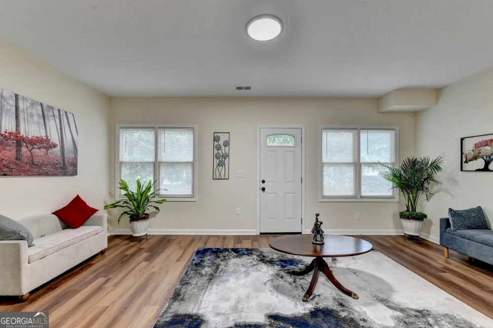 3260 Wood Springs TRCE Lilburn, GA 30047