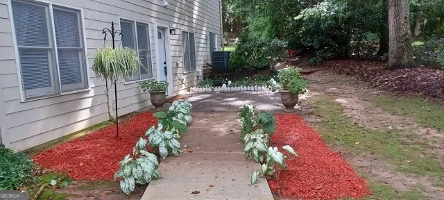 3260 Wood Springs TRCE Lilburn, GA 30047