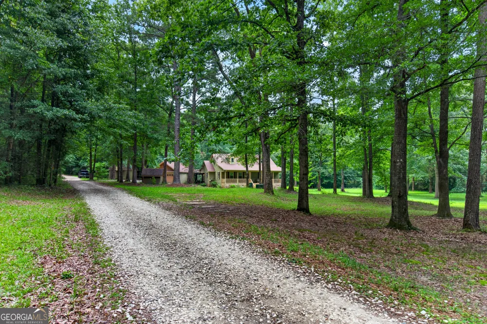 697 John Lovelace RD LaGrange, GA 30241