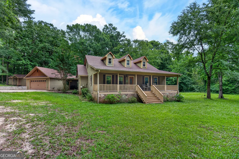 697 John Lovelace RD LaGrange, GA 30241