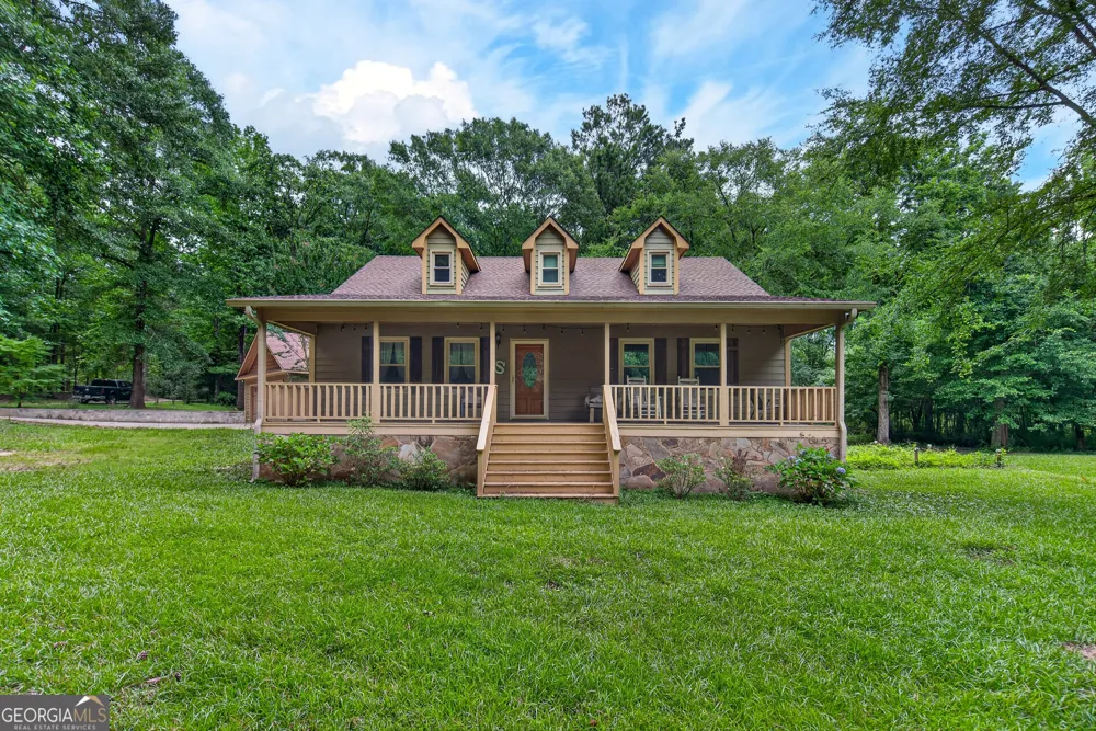 697 John Lovelace RD LaGrange, GA 30241