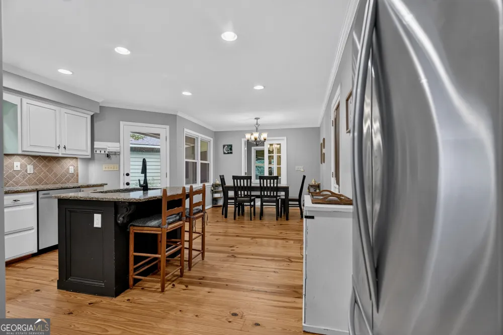 697 John Lovelace RD LaGrange, GA 30241