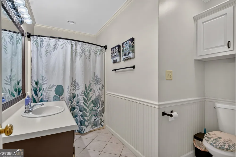 697 John Lovelace RD LaGrange, GA 30241