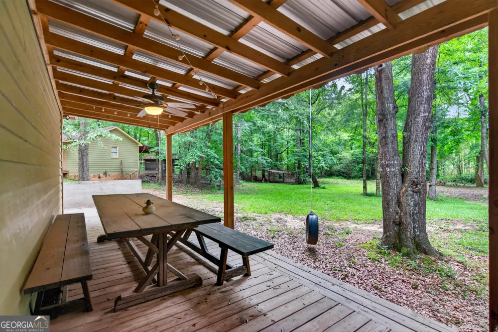 697 John Lovelace RD LaGrange, GA 30241