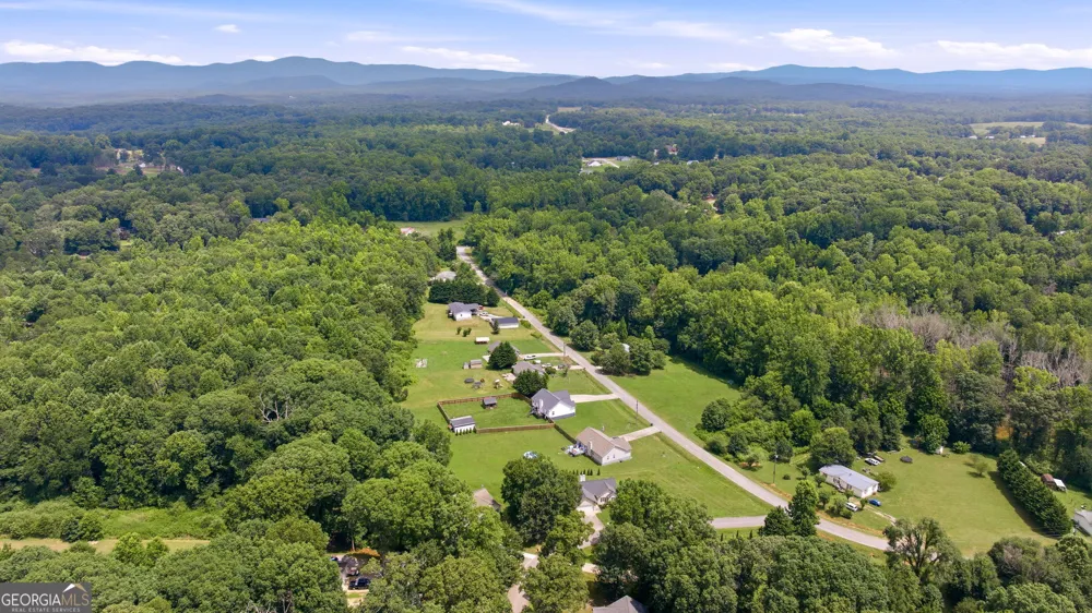 126 Windchime CIR Demorest, GA 30535