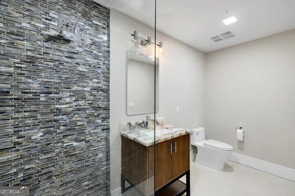 1281 E Main ST Blue Ridge, GA 30513