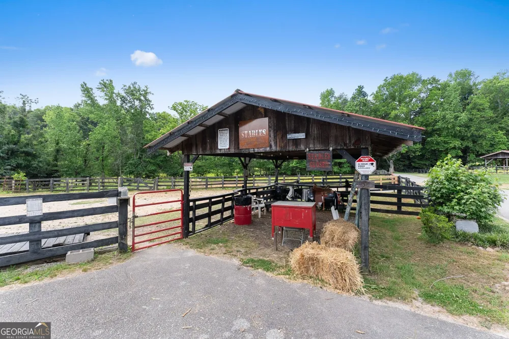 91 Magnificent WAY Cleveland, GA 30528