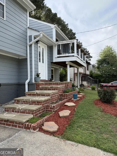5529 Willow Brook DR
