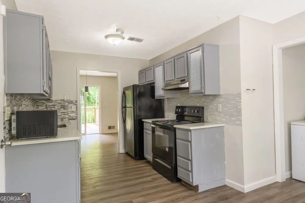2100 Whitebluff WAY NE Buford, GA 30519