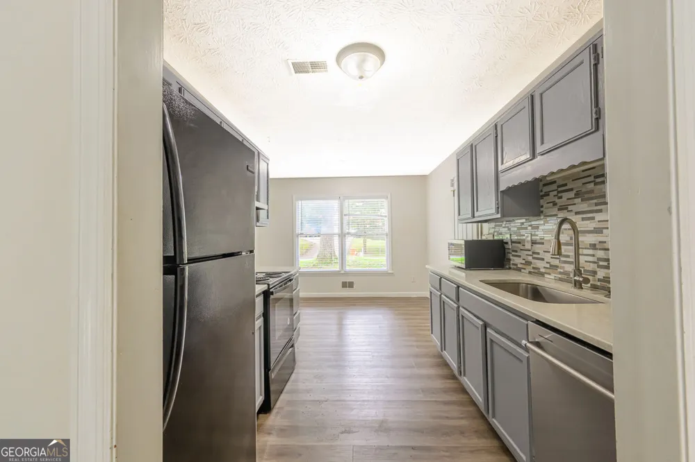2100 Whitebluff WAY NE Buford, GA 30519