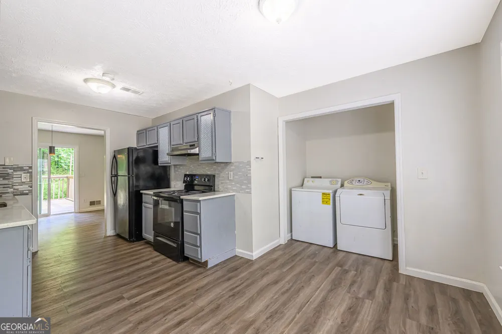 2100 Whitebluff WAY NE Buford, GA 30519