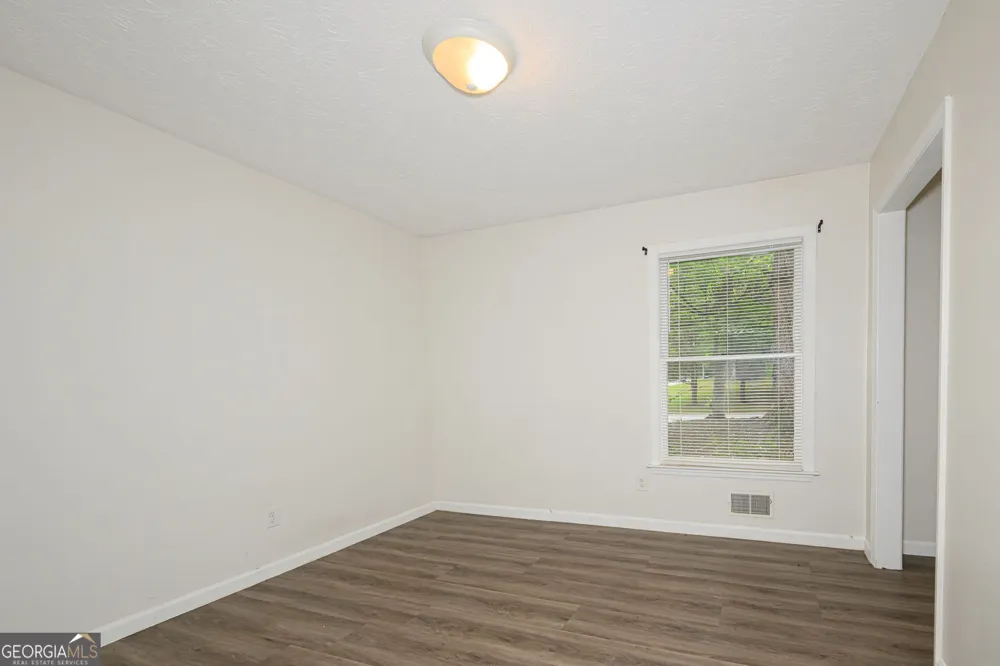 2100 Whitebluff WAY NE Buford, GA 30519