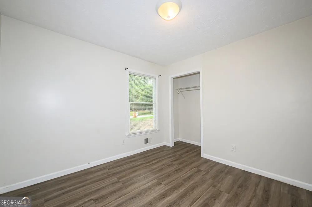 2100 Whitebluff WAY NE Buford, GA 30519