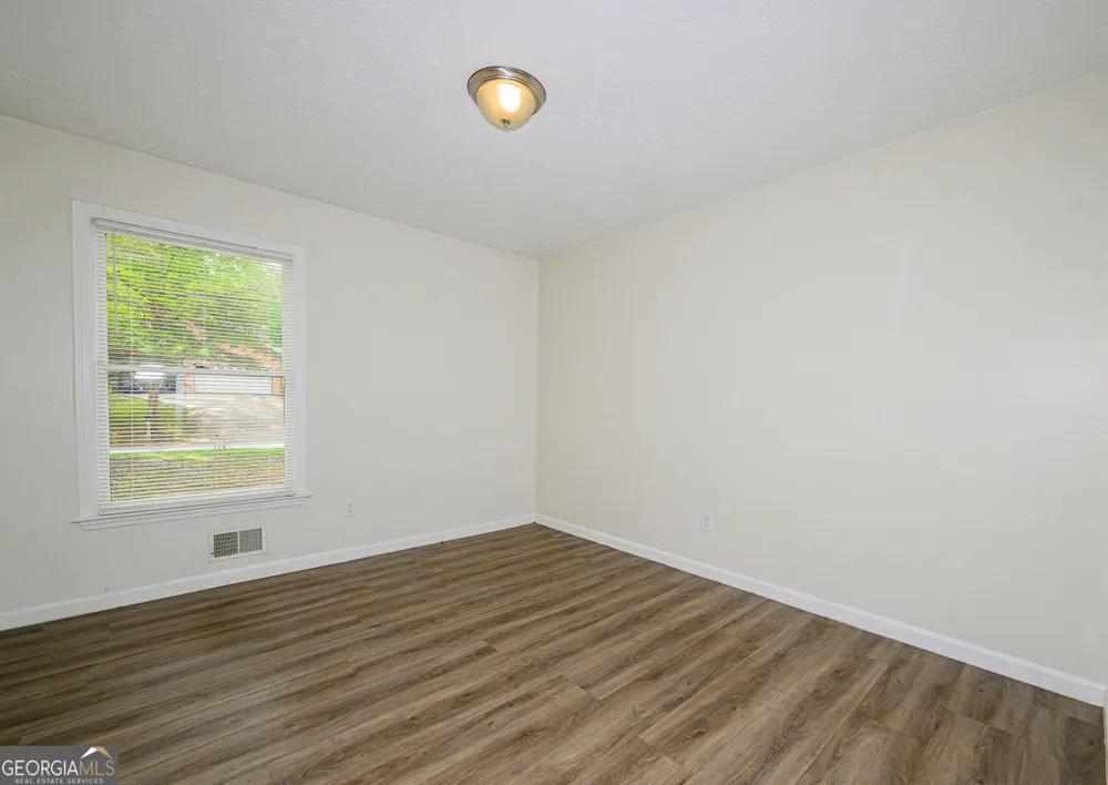 2100 Whitebluff WAY NE Buford, GA 30519