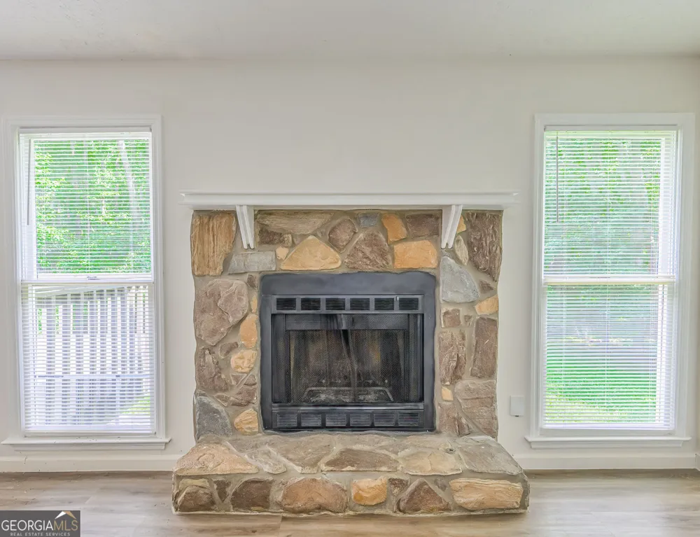 2100 Whitebluff WAY NE Buford, GA 30519