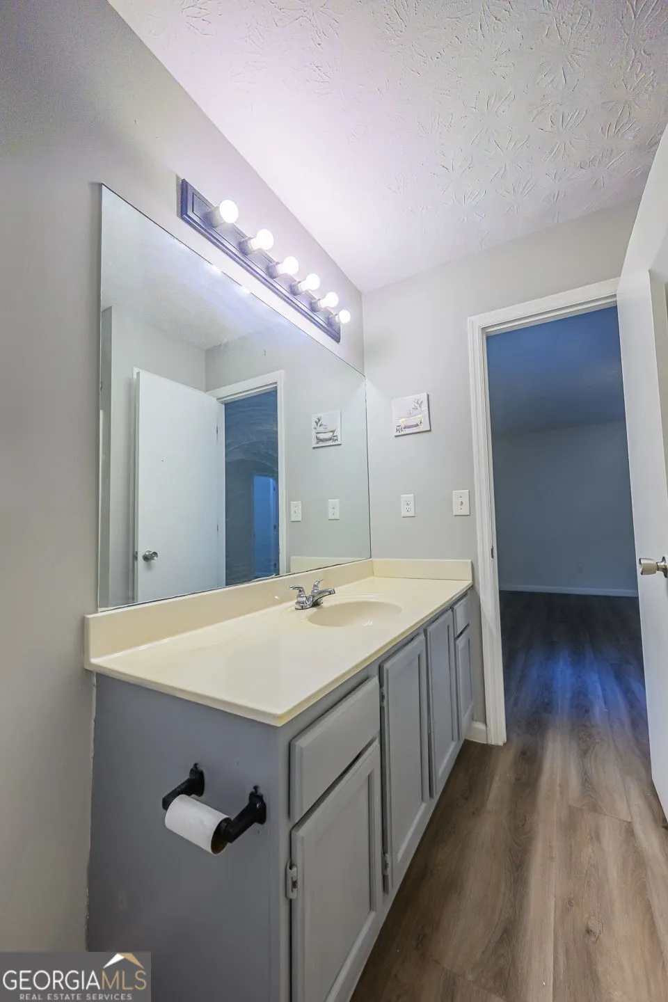 2100 Whitebluff WAY NE Buford, GA 30519
