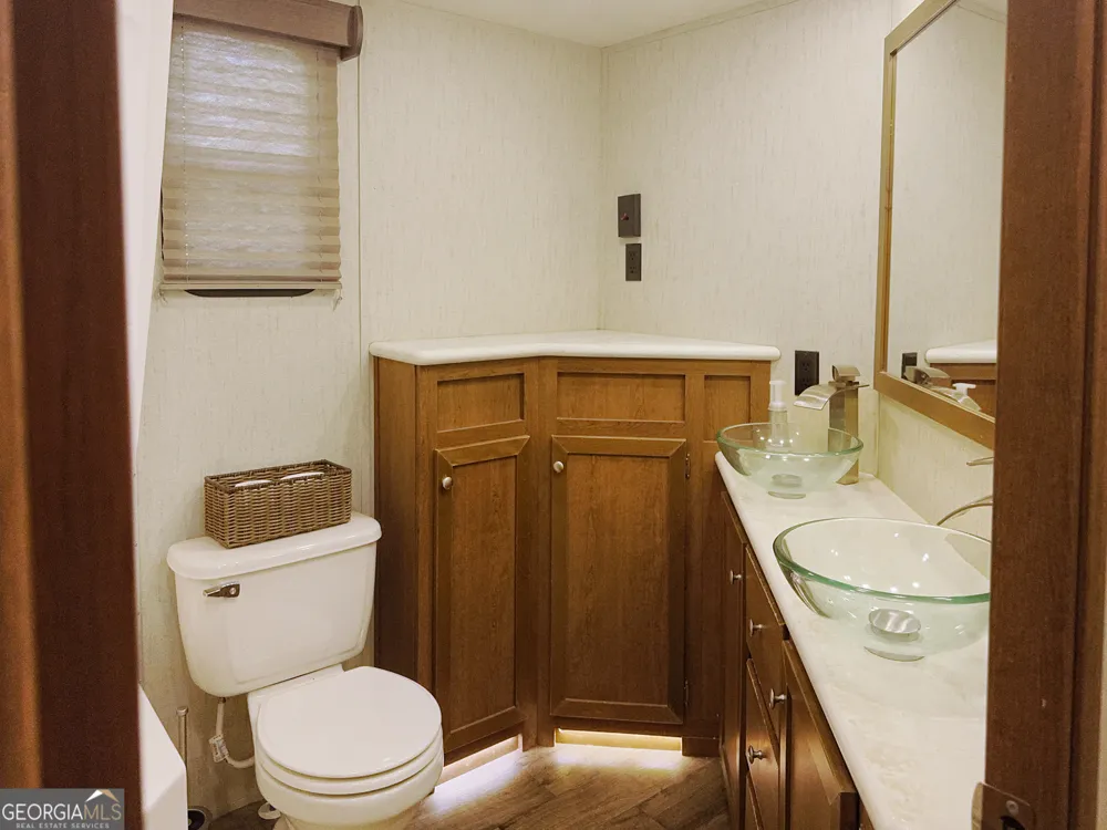 1085 Mountain Shadows DR Cleveland, GA 30528