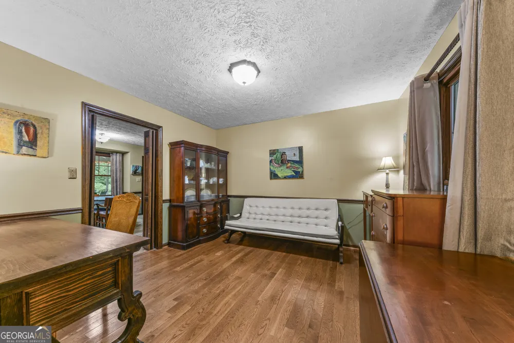 1761 Robinhood RD Watkinsville, GA 30677