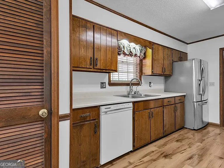 6501 Harley TRL Blackshear, GA 31516