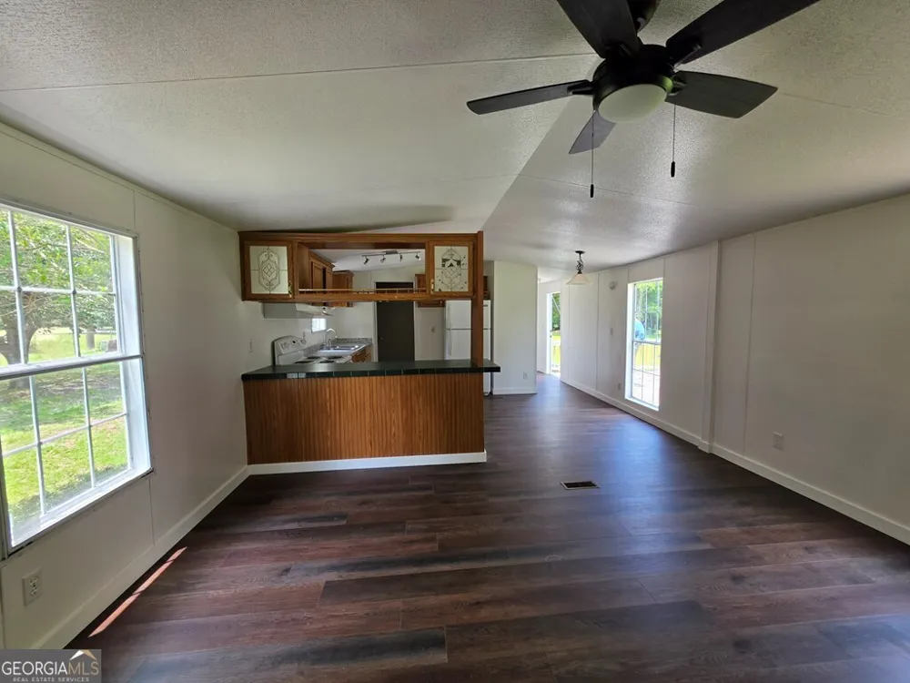 3889 Jacobs DR Blackshear, GA 31516