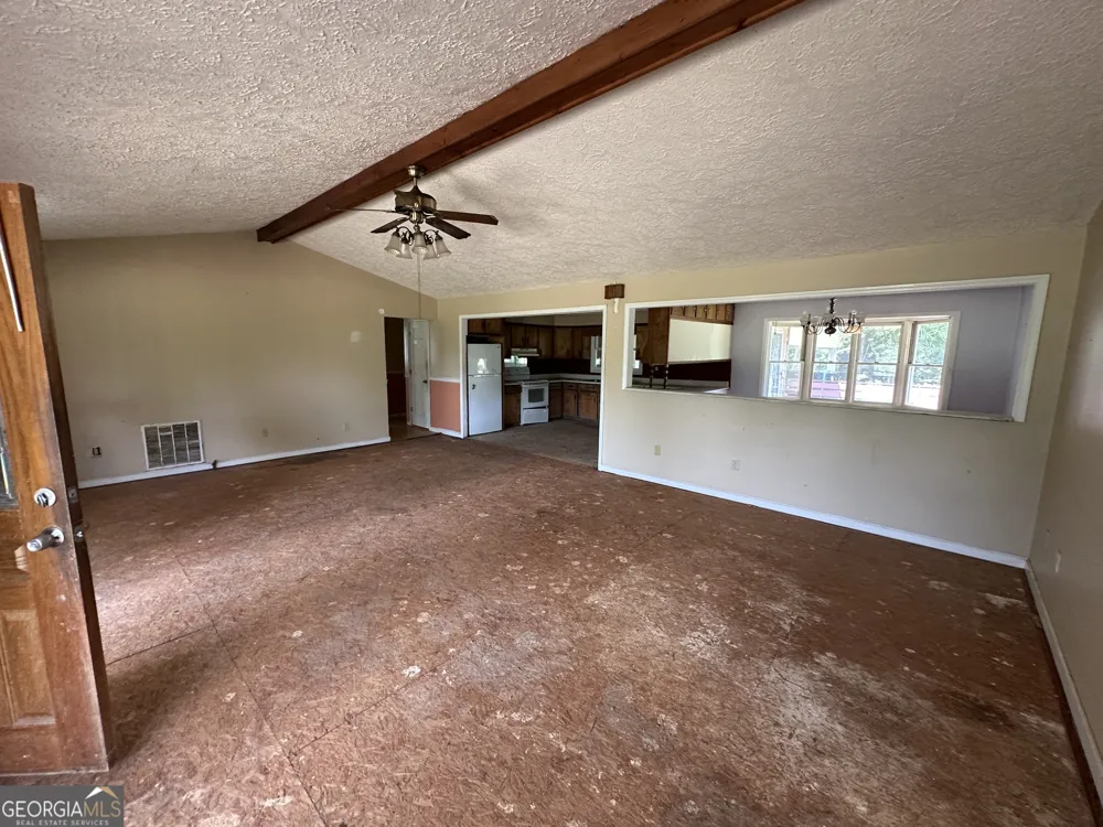 3891 Hogansville RD LaGrange, GA 30241