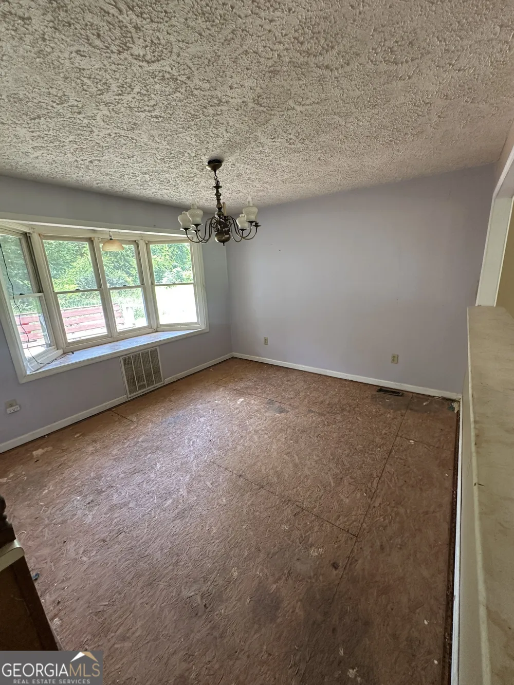 3891 Hogansville RD LaGrange, GA 30241