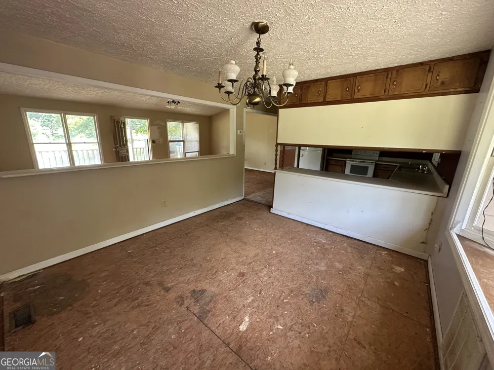 3891 Hogansville RD LaGrange, GA 30241