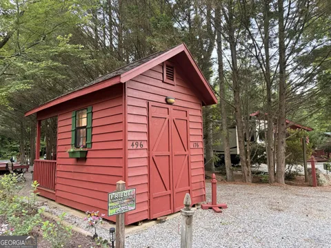 496 Hidden Valley RD
