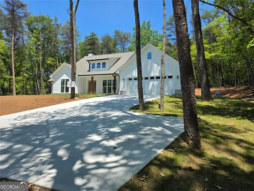 352 Oak TRCE W Jasper, GA 30143