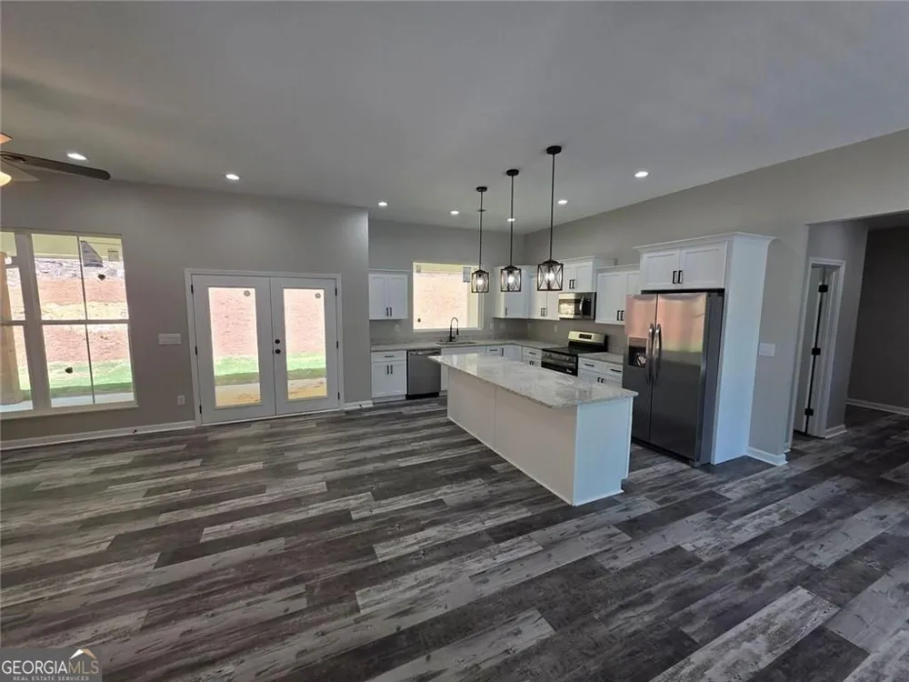 352 Oak TRCE W Jasper, GA 30143