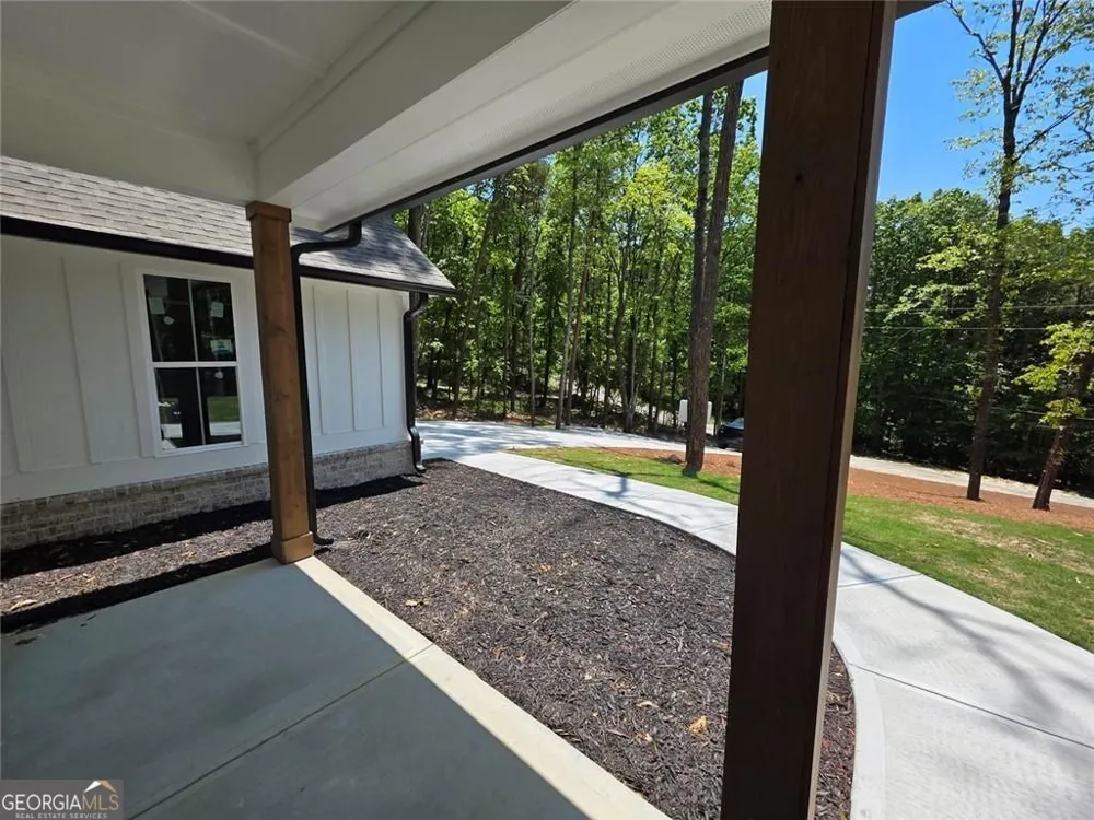 352 Oak TRCE W Jasper, GA 30143