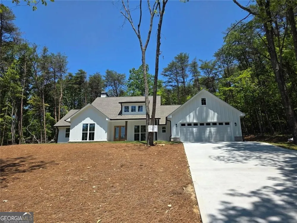 352 Oak TRCE W Jasper, GA 30143