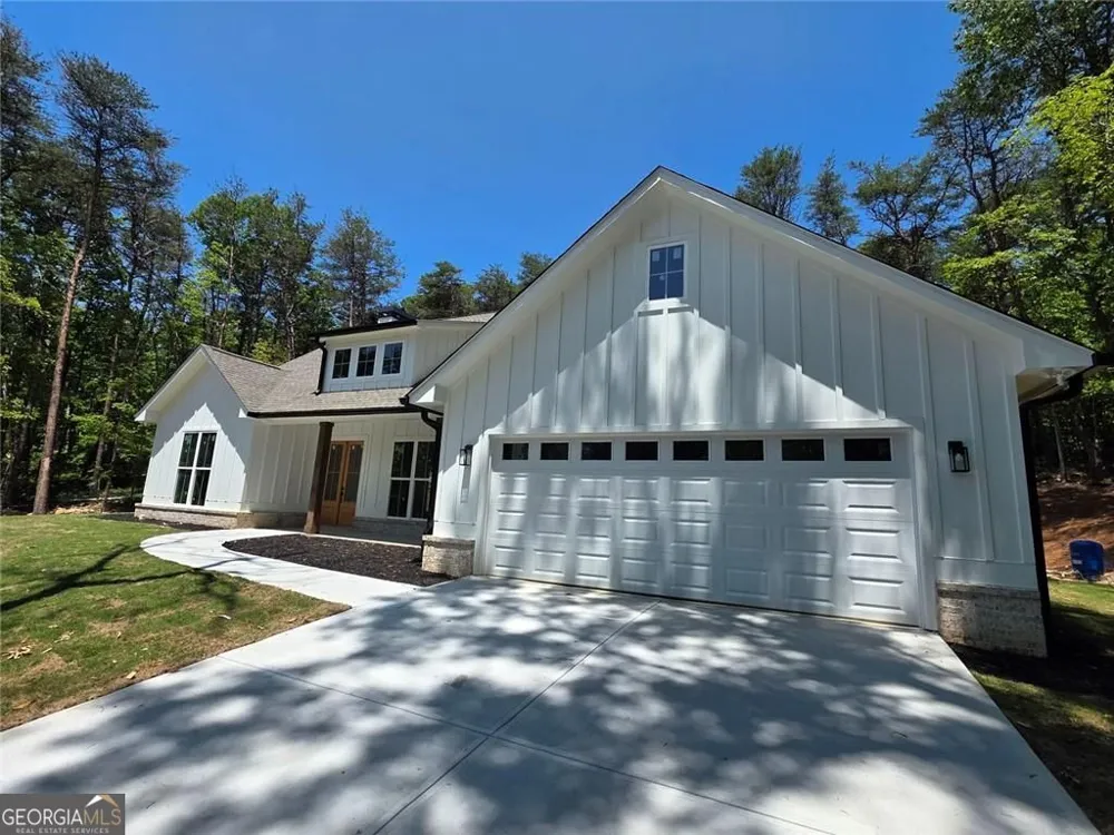 352 Oak TRCE W Jasper, GA 30143