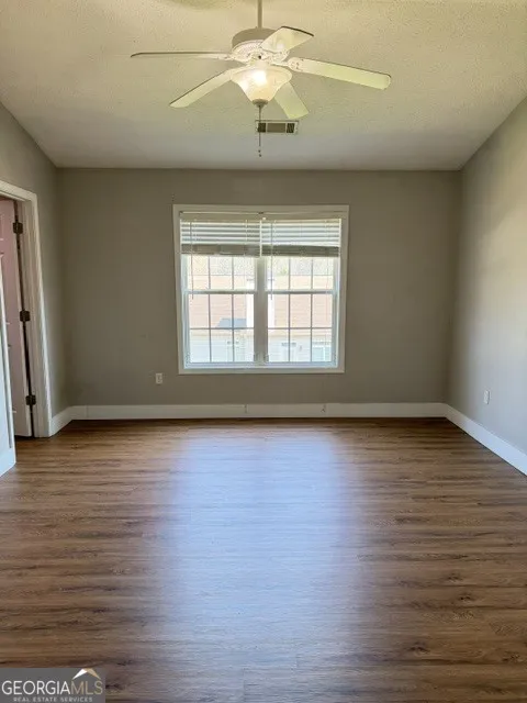 100 Deer Creek DR LaGrange, GA 30240