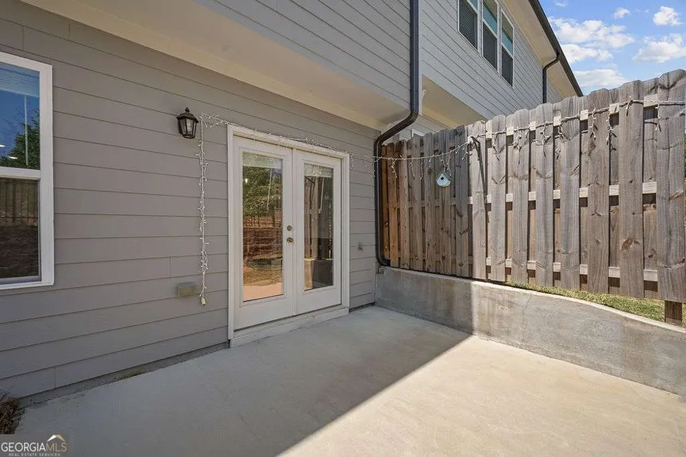 922 Edwin LN Sugar Hill, GA 30518