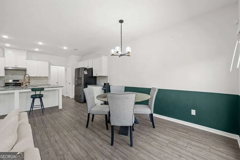 922 Edwin LN Sugar Hill, GA 30518