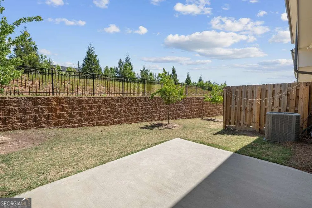 922 Edwin LN Sugar Hill, GA 30518