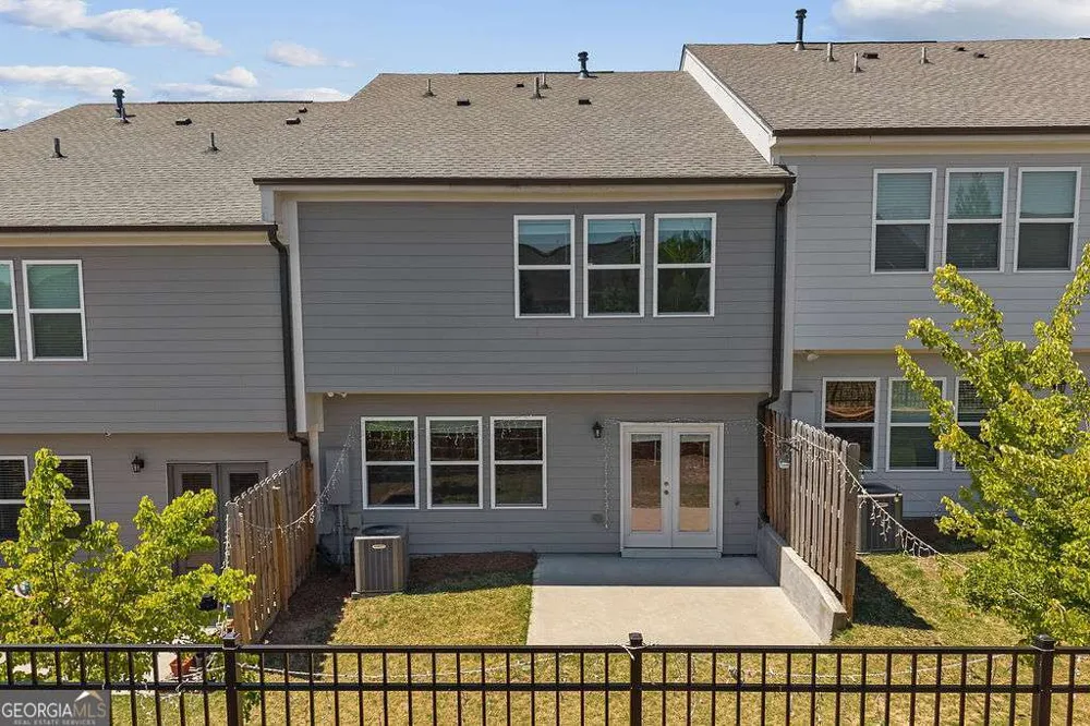 922 Edwin LN Sugar Hill, GA 30518