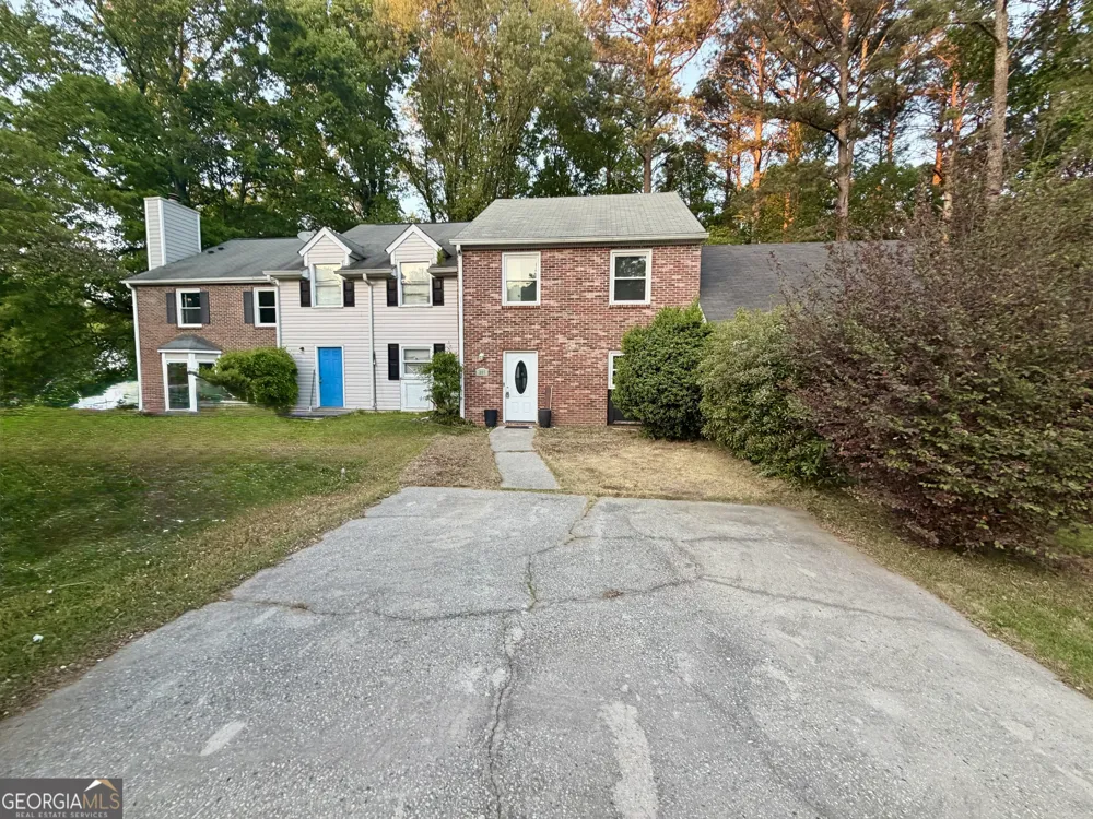 397 Patrick Henry CT Riverdale, GA 30274