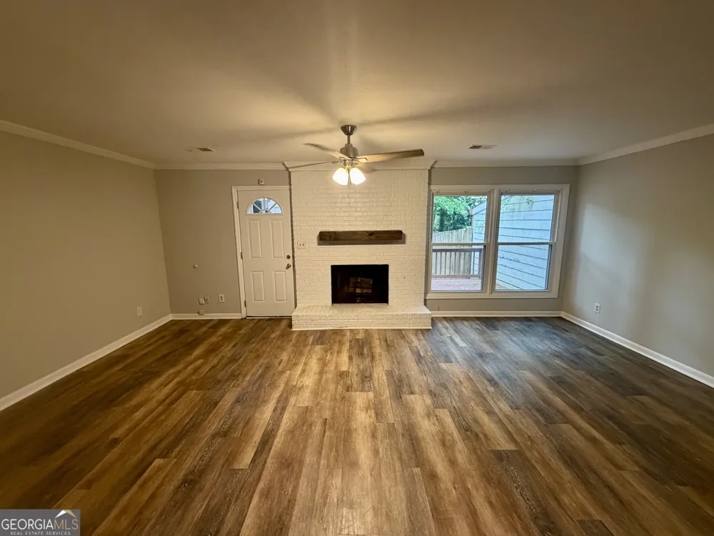 397 Patrick Henry CT Riverdale, GA 30274