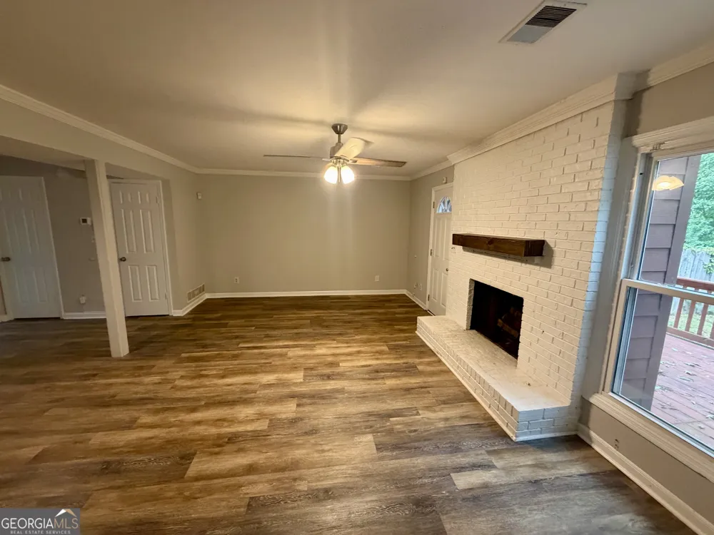 397 Patrick Henry CT Riverdale, GA 30274