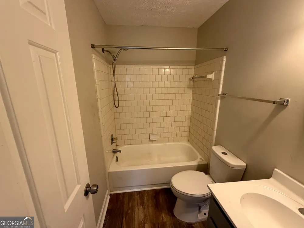 397 Patrick Henry CT Riverdale, GA 30274