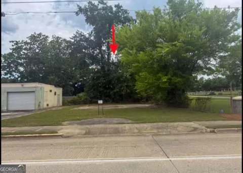 340 Macon ST