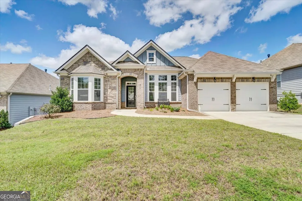810 Codex DR Fairburn, GA 30213
